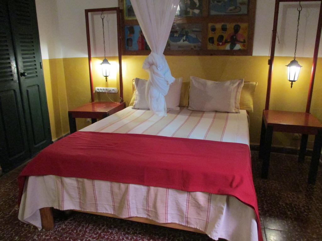 Chez Eric Hotell Gorée Eksteriør bilde